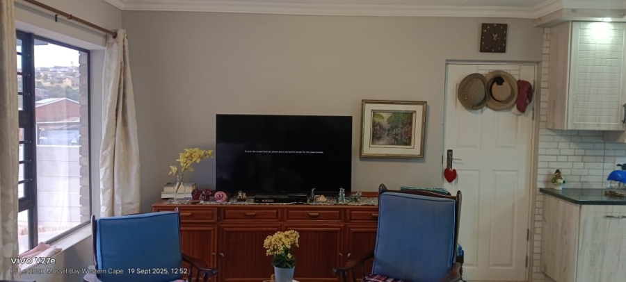 2 Bedroom Property for Sale in Dana Bay Western Cape